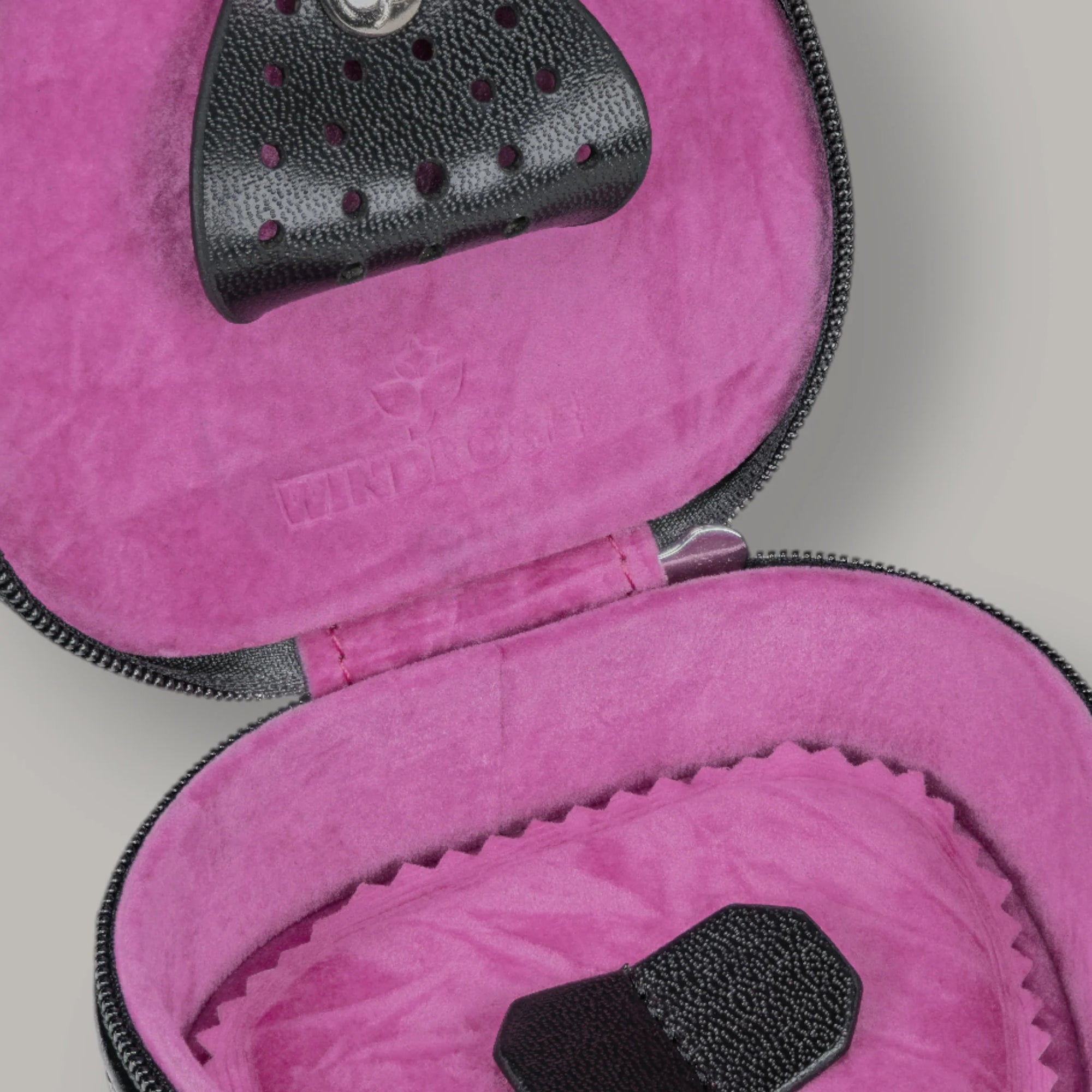 Scatola a cuore piccola Merino Moda / nero