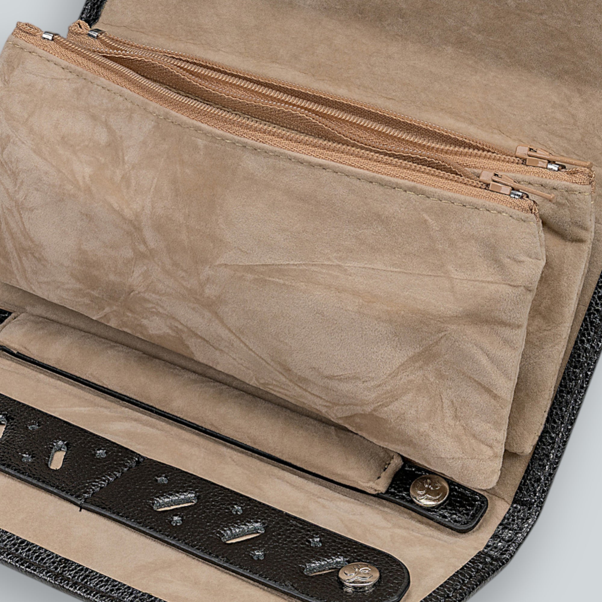 Sac à bijoux Beluga / noir (cuir)